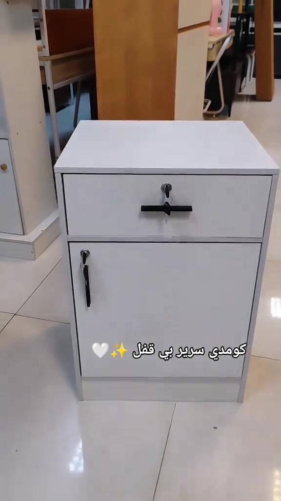 كومدي سرير ✨ خشب MDF ✨ القياسات// العرض ٤٤ سم ، الارتفاع ٦٥ سم ، العمق ٣٩ سم  السعر // ٤٣ الف توصيل بغداد بـ5 ✨ محافظات ب10 🤍 #كومدي #كومدي_سرير #اثاث 


**إذا كنت صاحب هذا الإعلان وتريد حذفه لأي سبب، رجاءا أرسل رسالة إلى الدعم الفني**