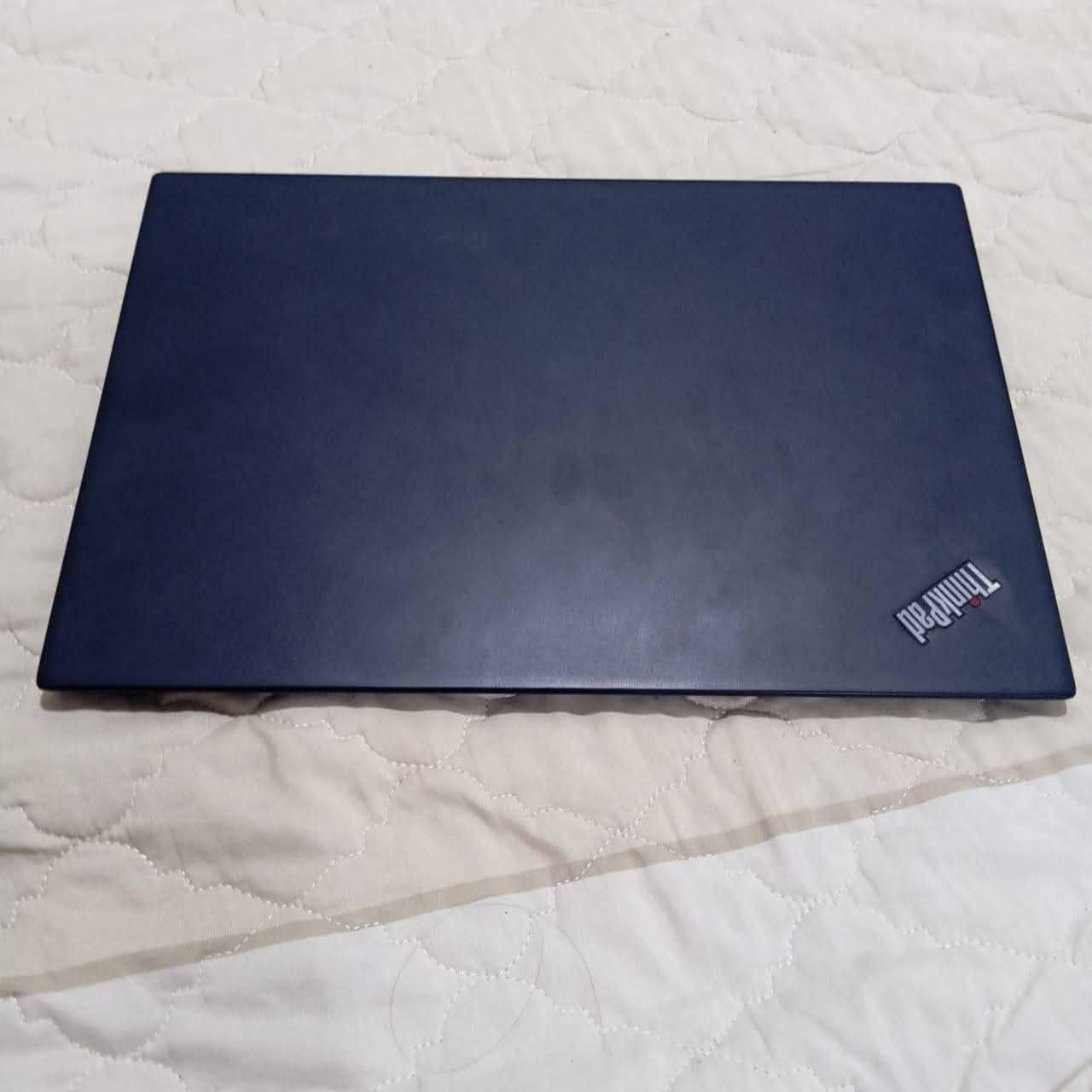 -لابتوب لينوفو.. جيل عاشر.. كارت شاشة منفصل
.
السعر 465 الف 

.
Lenovo p14s Ci7 /10th جيل عاشر سوبر سوبر سلم خفيف الوزن نظافة عاليه جدا مع كارت شاشة منفصل نفيديا 2GB 
……………………
المعالج Core i7-10510U
كارت شاشة منفصل نفيديا 2GB  quadro p520
 ذاكرة الوصول العشوائي (الرام) 16GB 
 التخزين( الهارد) SSD 256GB 
 مقاس شاشة(حجم الشاشة)  14" FHD 
 كيبورد  عربي انكليزي ضوئي 
شاحنة Type c 
النظافة شرط اخو الجديد وعل الفحص 
…………………………………


**إذا كنت صاحب هذا الإعلان وتريد حذفه لأي سبب، رجاءا أرسل رسالة إلى الدعم الفني**