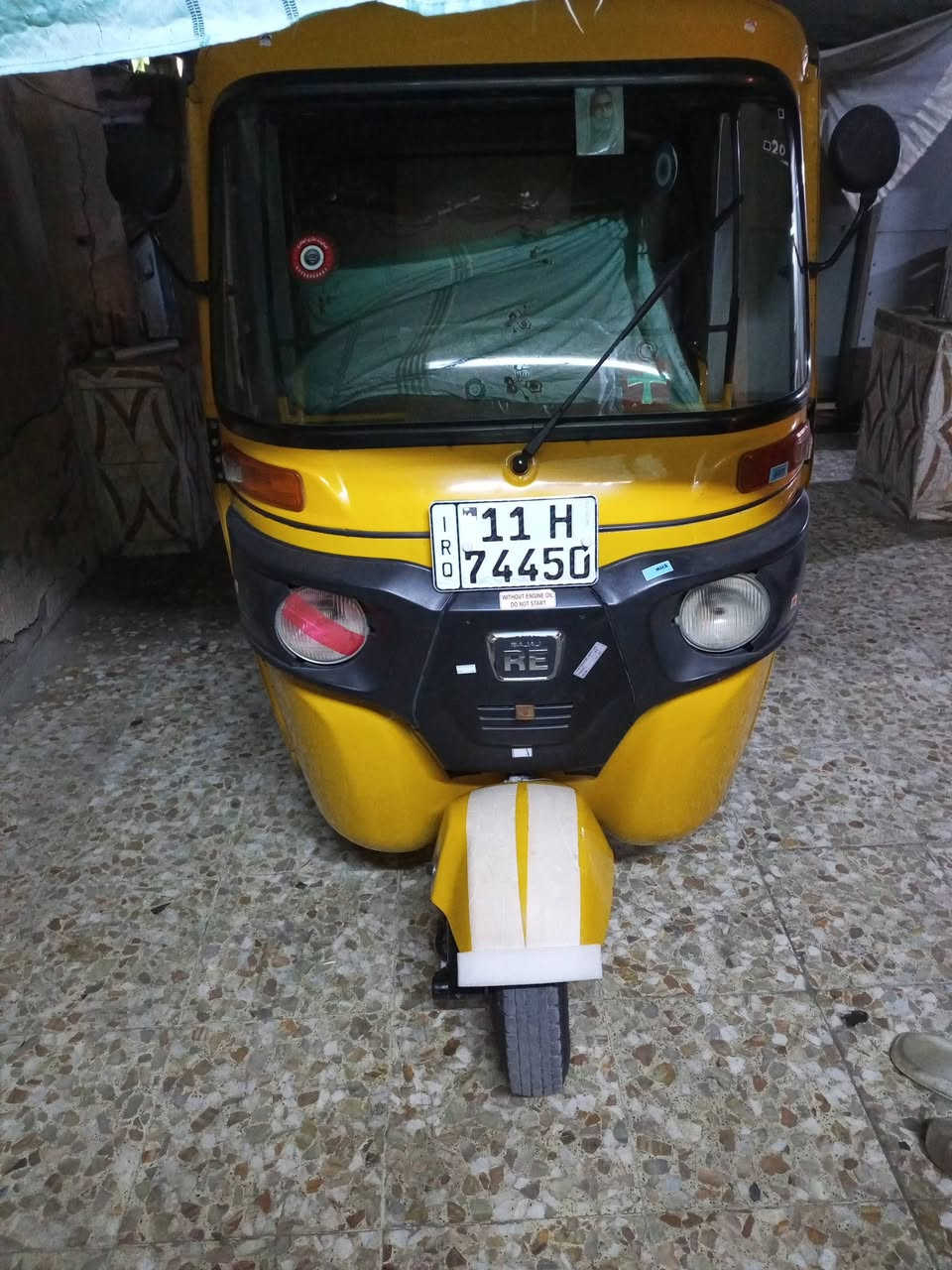 السلام عليكم تكتك 20شهر 12. تكتك جاهزة مابيهة اي نقص كفالة عامة  معمرة بس دوس  رقم نكليزي  غرامة صفر السعر 8وبيهة مجال لشراي مكان بغداد الشعب
***********
