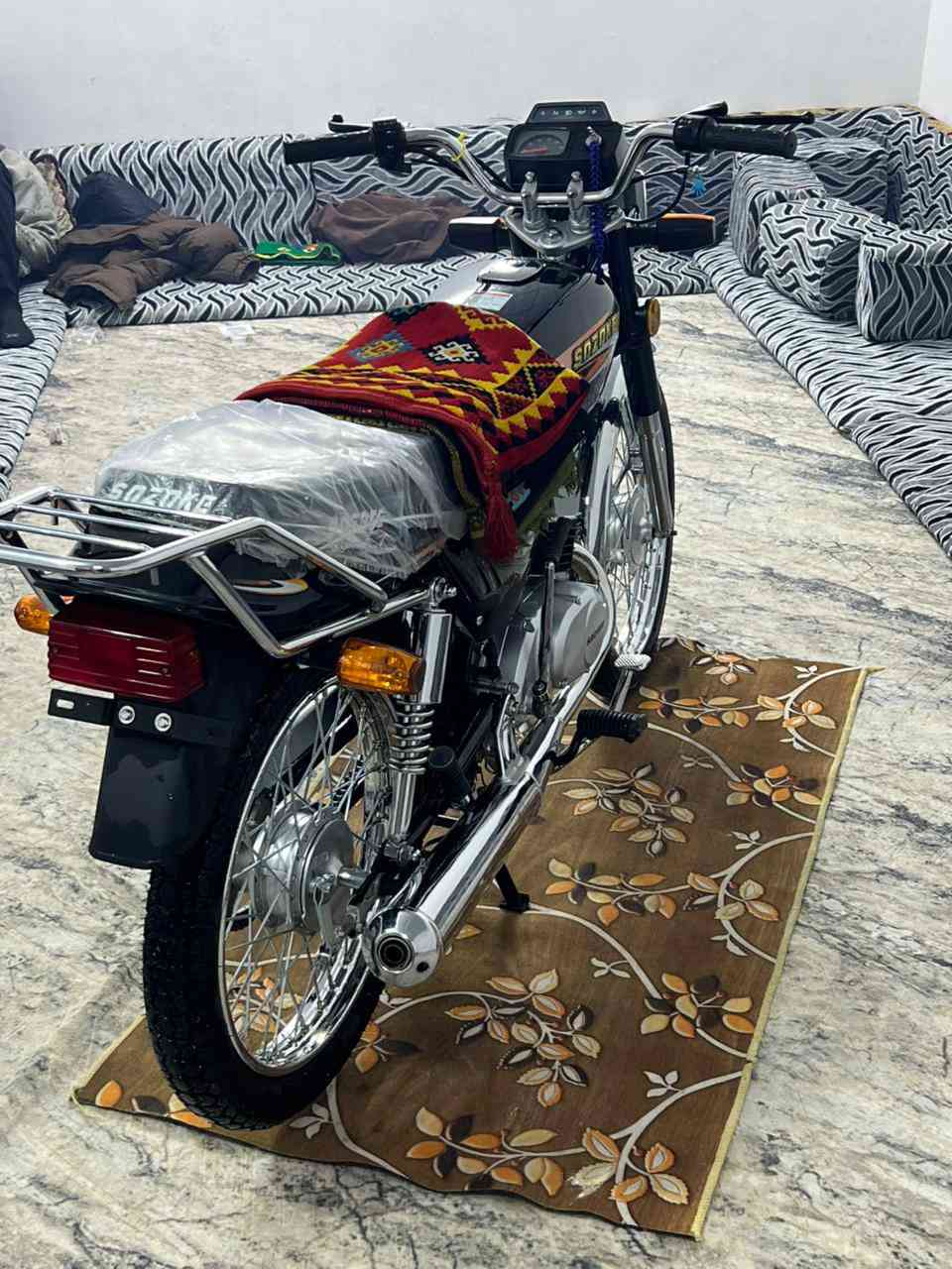 سلام عليكم ساسوكي موديل 25 لبيع او مراوس بدايون لدراجه سكنر مكاني نجف حي لمكرمه لسعرر واحد و 300.... ***********
