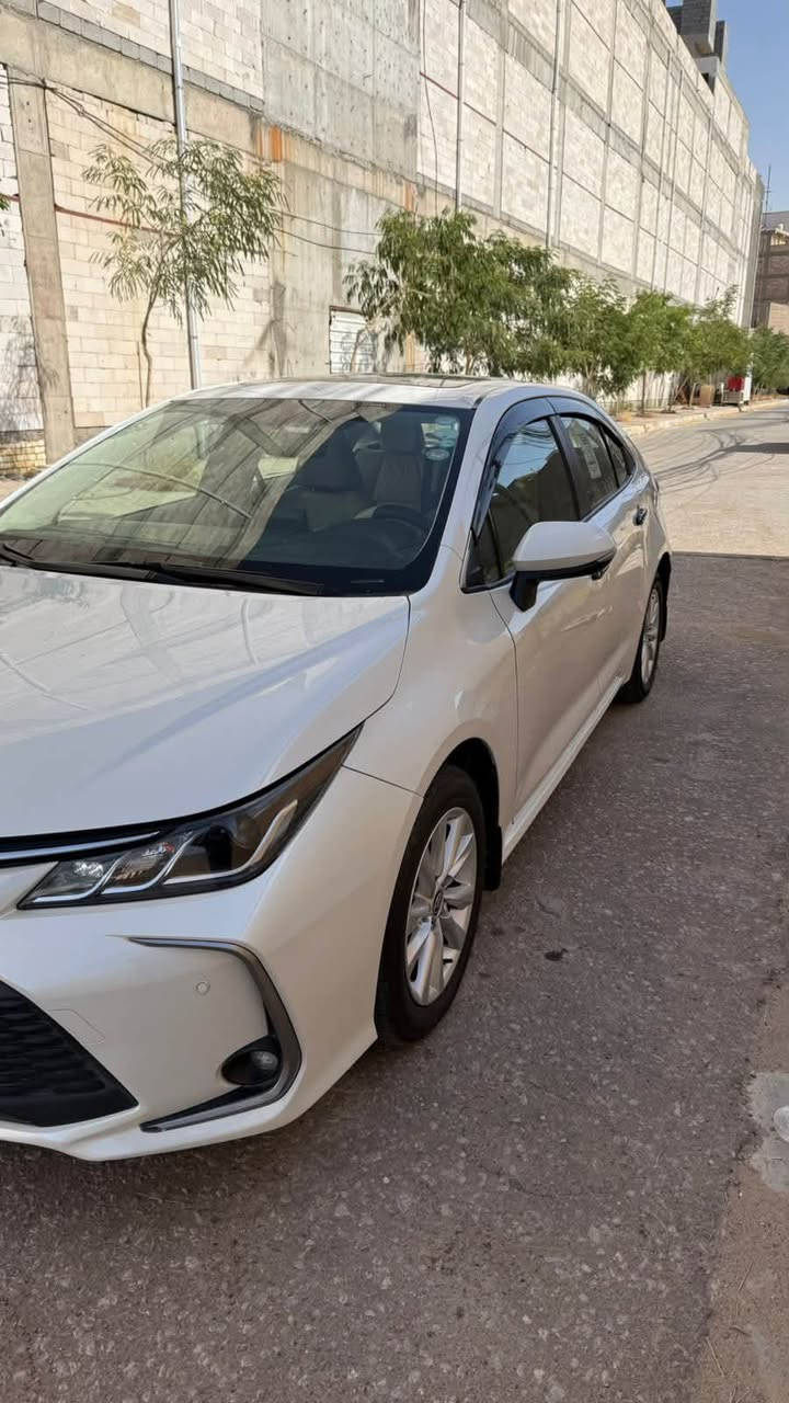 🚗 للبيع | تويوتا كورولا GLi موديل 2023 (خليجي)
🔹 الموديل: 2023
🔹 المحرك: 1800 
🔹 الممشى: 61 ألف كم
🔹 وارد: خليجي

المواصفات:
✅ فتحة سقف
✅ تشغيل بصمة 
✅ مرايا كهربائية
✅ شاشة
✅ كاميرا خلفية
✅ كشنات قماش وكالة
✅ تكييف ممتاز
✅ السيارة بحالة ممتازة جداً ولا تحتاج أي صرف

📋 الفحص: على السونار، والسيارة جاهزة للفحص .

💰 السعر: 170 ورقة (قابل للتفاوض بالمعقول بعد المعاينة).

📩 للاستفسار أو المراسلة على الخاص.
***********
