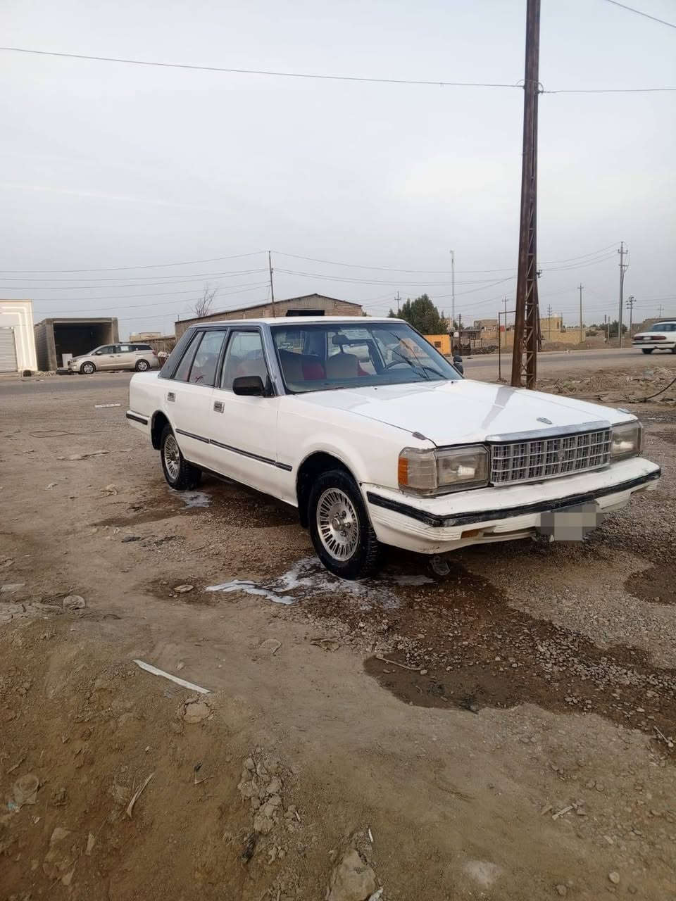 السلام عليكم سوبر مديل1985للبيع سياره كير مكينه حداديه شرط سياره جاهزه وسياره مال جناي تخم تاير صبغ احزام جديد مشروع وطني مداور ثاني يوم مكلف بل نشر هاذه صاحب سياره وخابرووو ***********
