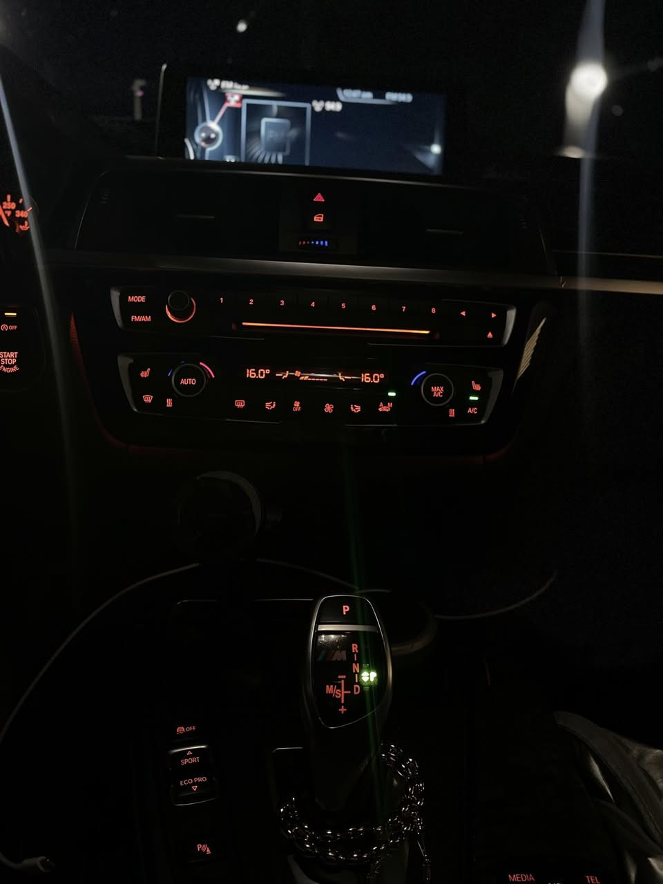 للبيع
BMW F30 موديل 2016
للتصال على الرقم ***********
