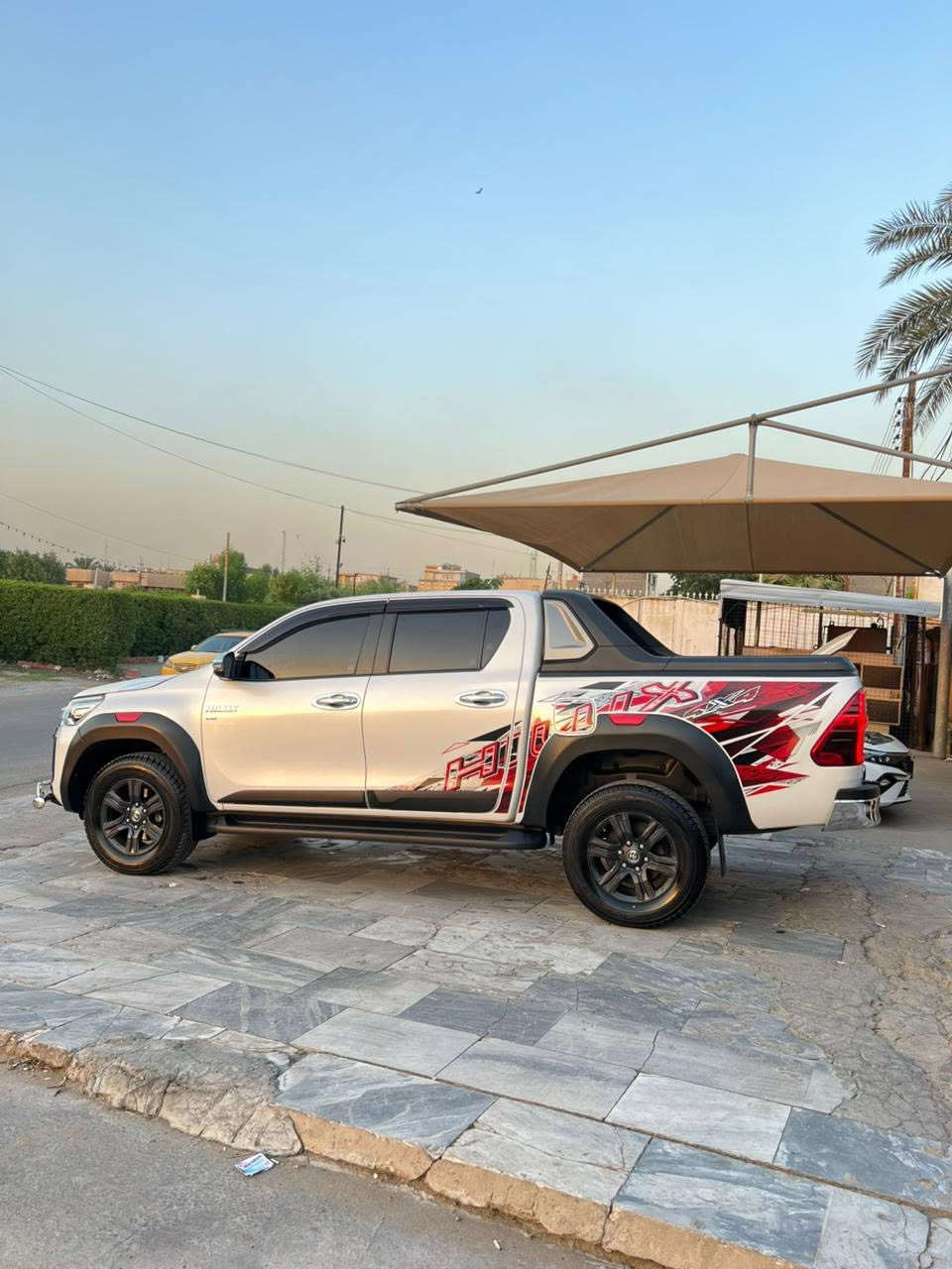 سلام عليكم👋
للبيع تيوتا هايلوكس  TRD

مكفول كفاله عامه شبر بل الدعامية صبغ فقط 
موديل 2023
رقم سليمانيه باسمي تحويل مباشر 

فول مواصفات للاخير 

حساس امامي خلفي 
مري شفط 

قطعتين تبريد ❄️

٦ سماعات 🔊 

‏شاشة🖥️

بصمة 

باقي المواصفات معروفه 

فول 

🟩 السعر  المطلوب(350 $ )💸وبيها مجال     

لاستفسار 📞 

مكان سياره بغداد حي الجامعه 

0783 685 5088
