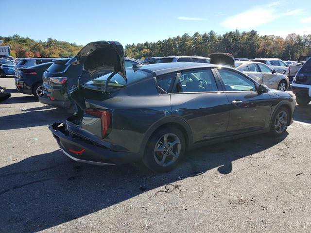 اول شيء متابعه للحساب ليصلك كل شيء جديد في عالم
اليوم عدنا :- كيا كي فور
للبيع فقط
موديل 2025
المواصفات:- نص فول
فئة ( LX )
محرك 2.0
عداد المسافه زيررررررو
الحادث:- واضح 
حادث جانبي
بجم كفاله
السعر الى الميناء ( 95 ) ورقه 
للتواصل متوفر فقط ( اتصال + واتساب) 
***********
