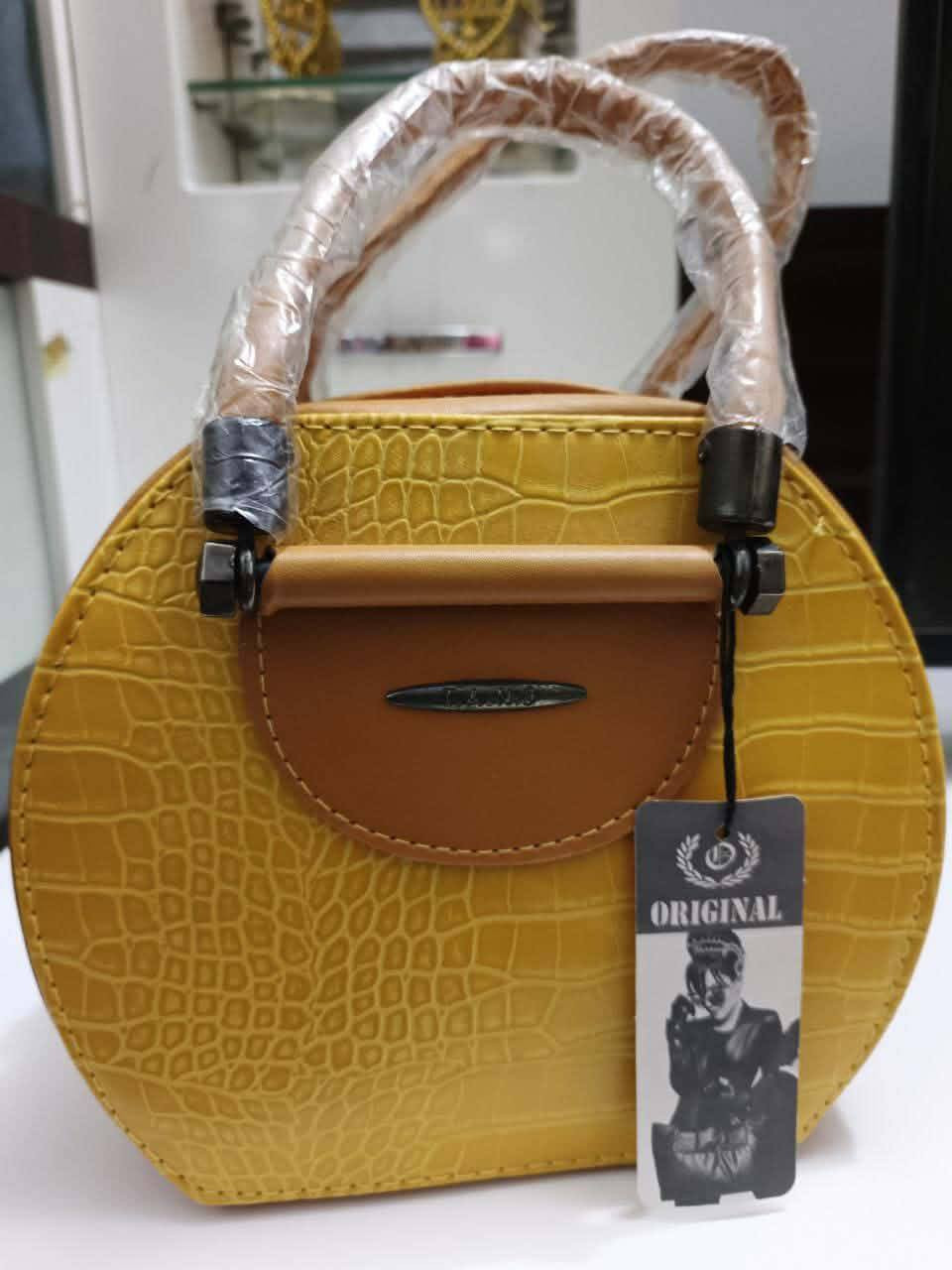 جنط فساتين اكسسوارات بأنسب الأسعار


**إذا كنت صاحب هذا الإعلان وتريد حذفه لأي سبب، رجاءا أرسل رسالة إلى الدعم الفني**