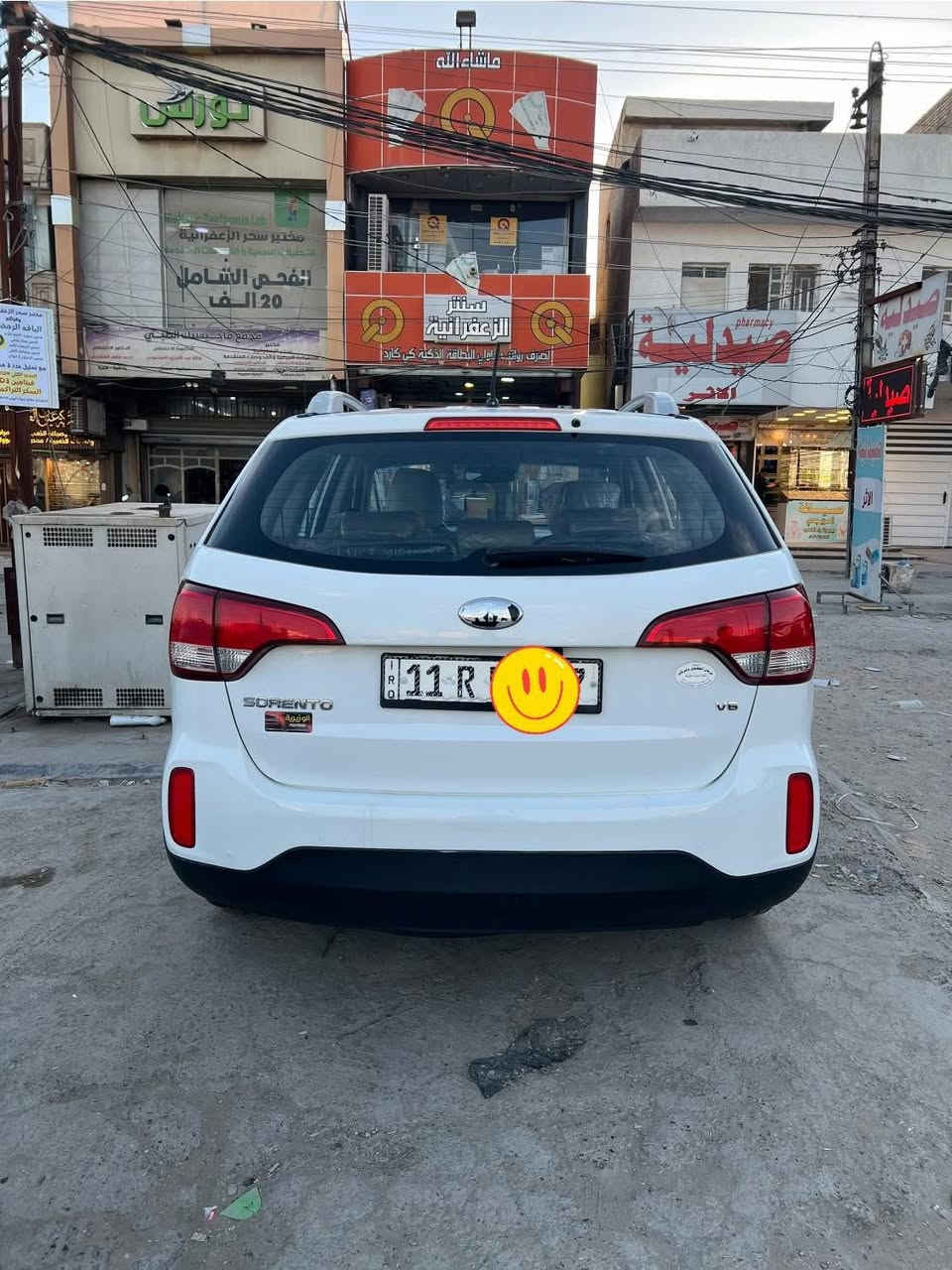 سورنتو خليجي موديل 2014 محرك 6 سلندر 7 راكب سياره مكفوله كفاله عامه ماشيه 125 الف حقيقي رقم بغداد السياره خير من الله العنوان بغداد الزعفرانية رقم ***********  اتصال فقط

