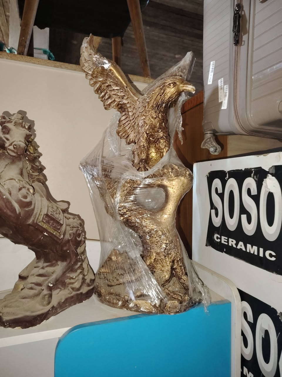 محلات الأصدقاء للبيع وشراء الأثاث المستخدم القيارة قرية الجواعنة مقابل منفذ الجوهرة ولحوم الخفاجي مجاور جسر الجينكو
***********
