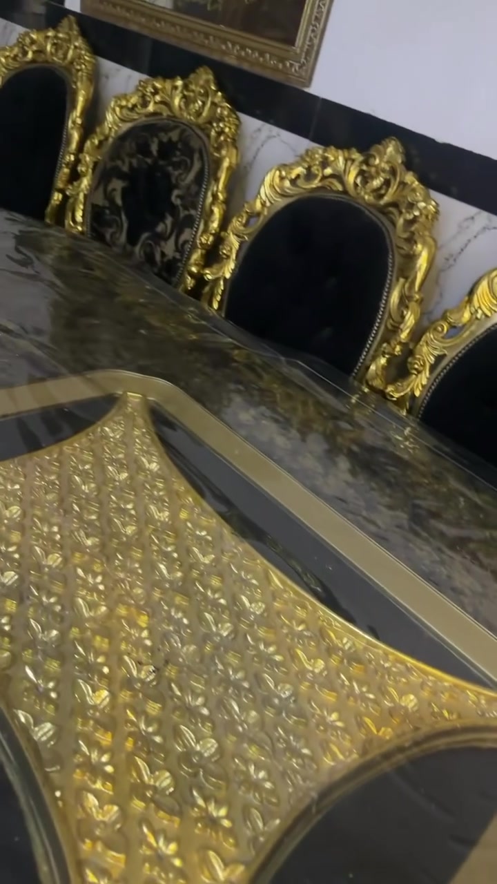 ميز طعام ٨ كراسي مصري السعر خاص***********
