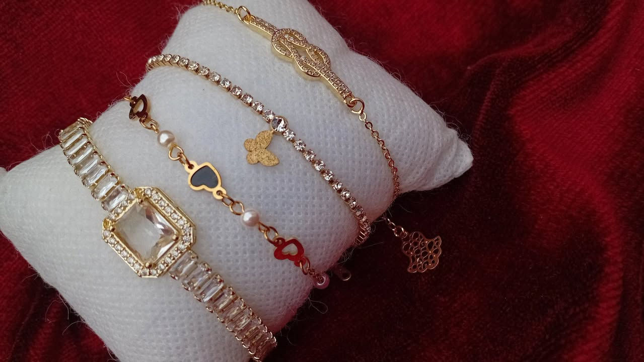 ✨ تشكيلة جديدة من الأكسيسوارات ✨

لأن الأناقة تكمن في التفاصيل 🤍
اكتشفي مجموعتنا الراقية من الأكسيسوارات العصرية التي تكمل إطلالتك في كل مناسبة 💎
✔️ جودة عالية
✔️ أثمنة مناسبة
✔️ مناسبة للهدية أو للاستعمال اليومي😍
📩 للطلب المرجو إرسال رسالة خاصة
الكمية محدودة – سارعي باختيار قطعتك المفضلة ✨


**إذا كنت صاحب هذا الإعلان وتريد حذفه لأي سبب، رجاءا أرسل رسالة إلى الدعم الفني**