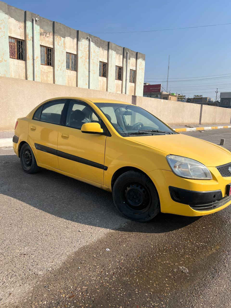 كيا ريو 2008
رقم بابل جديد
هزه جديده
مصفره هيئة وغرامات
مكينة جديده 
مكان السياره كربلاء
السعر 74 وبيها مجال قليل 

للاتصال *********** كربلاء, العراق
