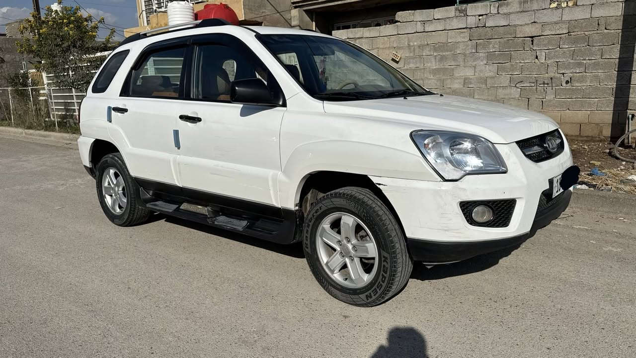 كيا سبورتج 2009 خليجي للبيع او مراوس
رقم الانكليزي الجديد

محرك4سلندر

2000دوش 

داخلها بيجي صاج 

سياره حلوه ونظيفه

تخم تاير جديد

فتحه بالسقف 

محرك وكير مكفولات 

سياره بيها بارد قليل 

سياره بأسمي 

السعر 115 وبيها مجال 

مكاني بغداد- المحموديه

للاستفسار ***********
