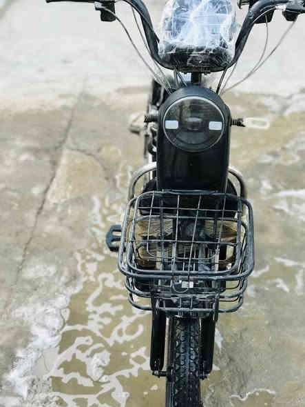 السلام عليكم بايسكل جديد للبيع ستخدام شهر واحد بطاريات جدد شحن ماله يطول 4ايام السعر 350 وبي مجال للشراي البصرة القرنه /***********
