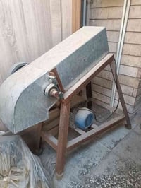 للبيع جاروشة ثلج جديده استعمال قليل حوض مع ماطور  بواري حديد مال محل م...