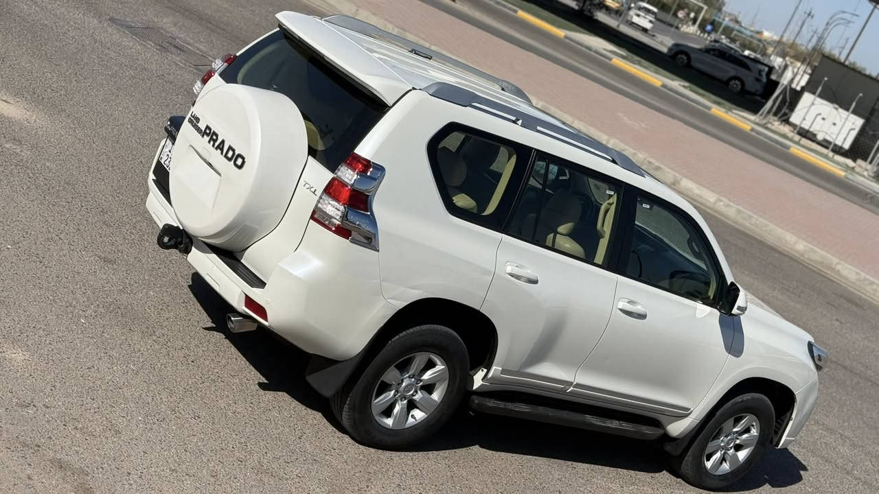 سلام عليكم من رخصة الادمن المحترم
للبيع او مراوس برادو موديل 2014 كويتية فول مواصفات افول شي بل البرادو مكفولة من كلشي مابيها كل نقص كلش جديدة باسمي تحويل مباشر وسنوية ورقم مجددة ستوها مكاني كربلاء 
السعر :- $320 وبيها مجال
اللاستفسار :- ***********
