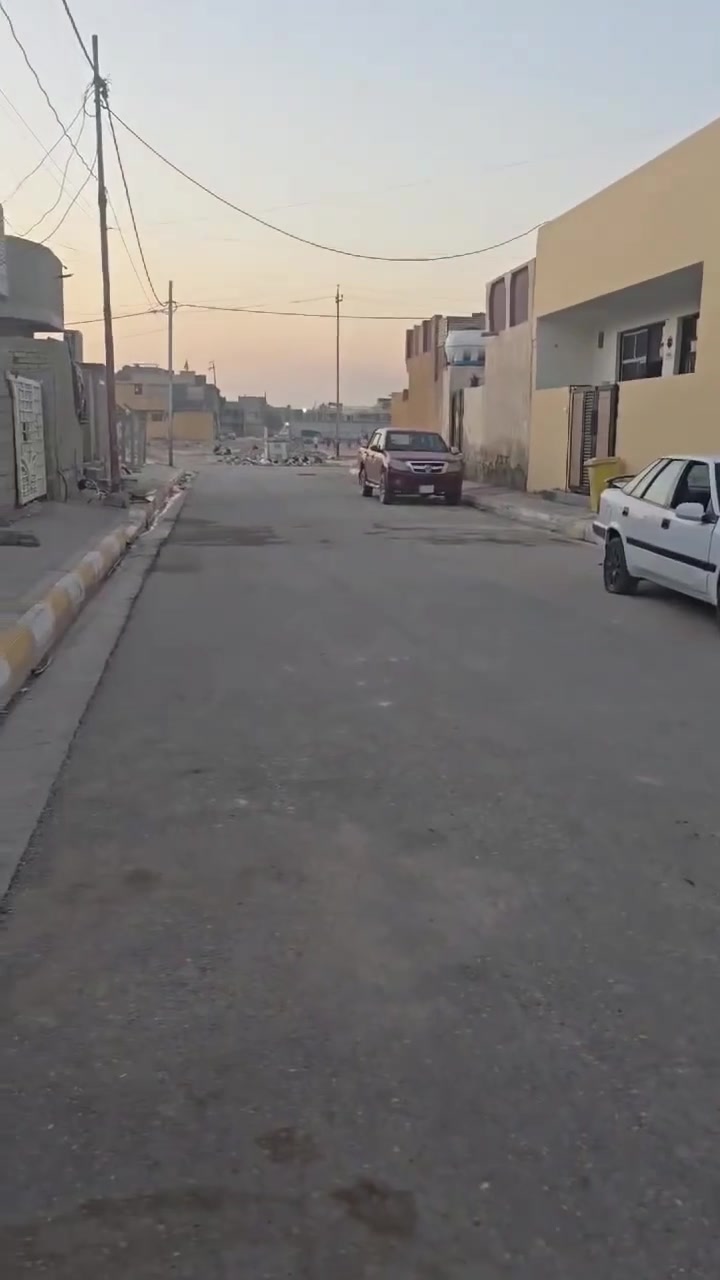 للبيع
نصف قطعه المساحه ١٠٠م ركن قريبه من شارع حكمت 
للتواصل ***********/ ***********
