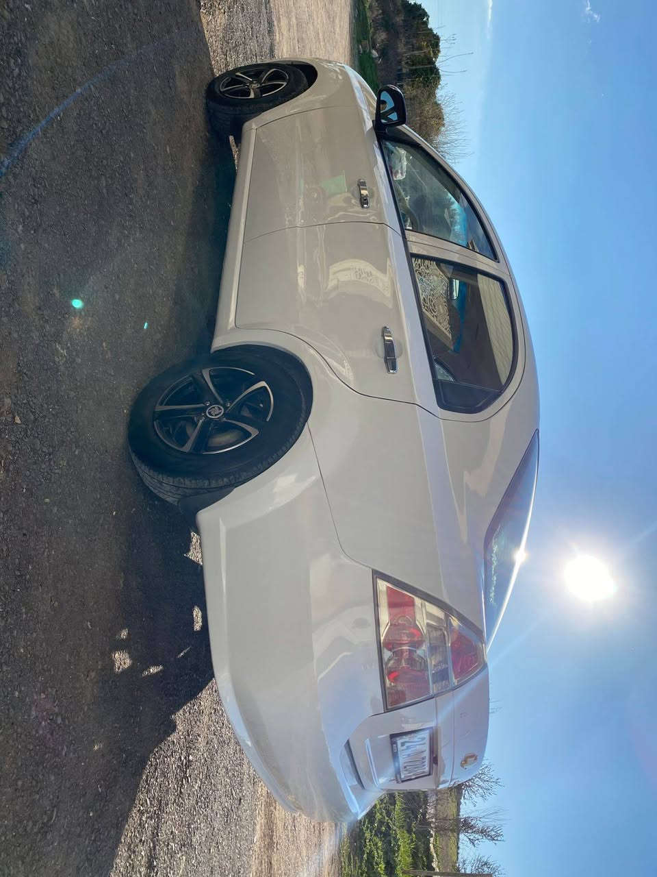 افيو موديل 2011كير عادي سعر 75
رقم السنوية جديد الى 2029 كير محرك بشرط 
صنع السياره كوري واحد كم شفت محرك كبير 
بيها صبغ جملوق الخلفي صبغ بدون داخل 
نظافة السيارة 95٪ كل شي بيها جديد 
***********
***********
