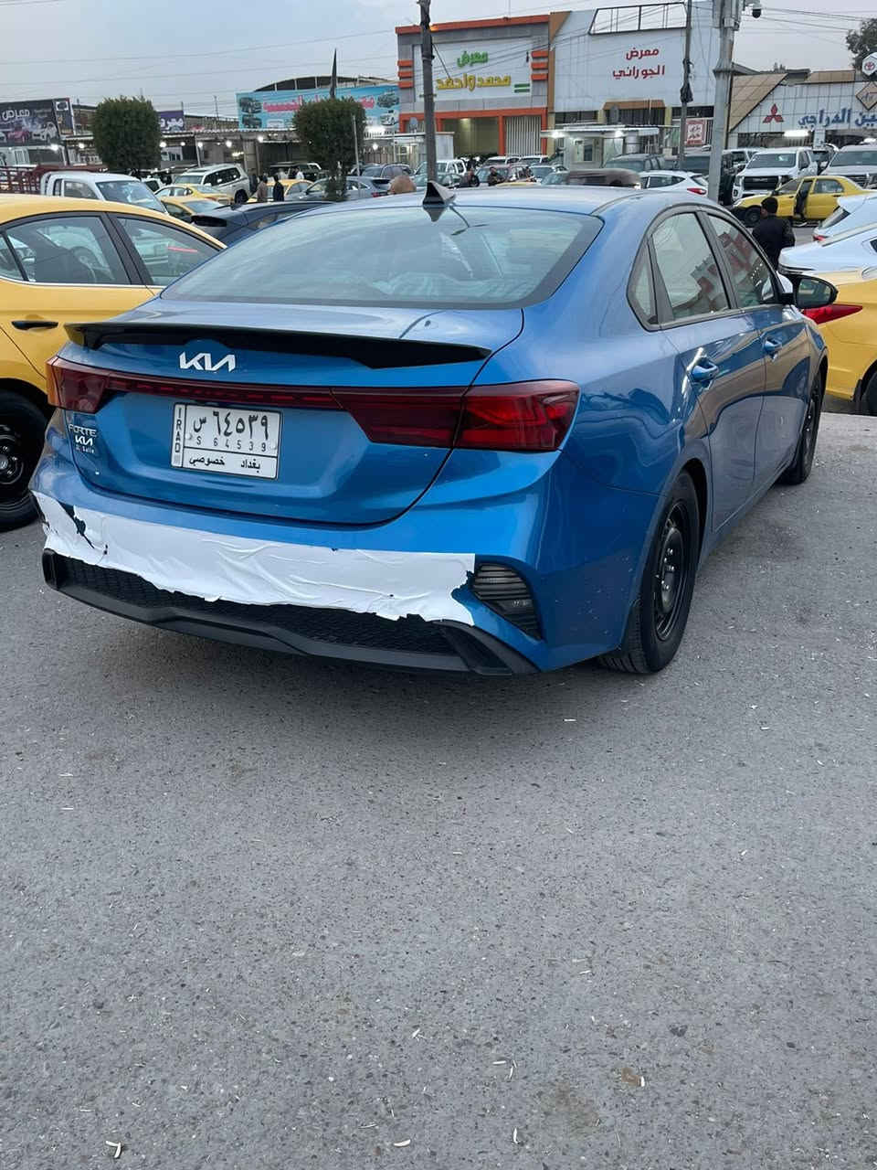 السلام عليكم كيا فورتي موديل 2022 للبيع السياره وارد كندي حادثها صبغ بنيد فقط وصور الحادث بالمنشور السياده داخله كير عادي وتحورت بالكامل اوتماتيك AT بيها منضومه غاز  مكاني بغداد حي اور ***********

