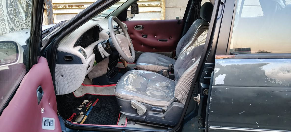 سلام عليكم كيا سيفيا للبيع موديل 94 كير عادي سعرها 35 سياره نقصها بس صبغ خارج فقط  رقم كربلاء مكاني كربلاء الي يحب يستفسر يراسلني او يتصل ع الرقم ***********
