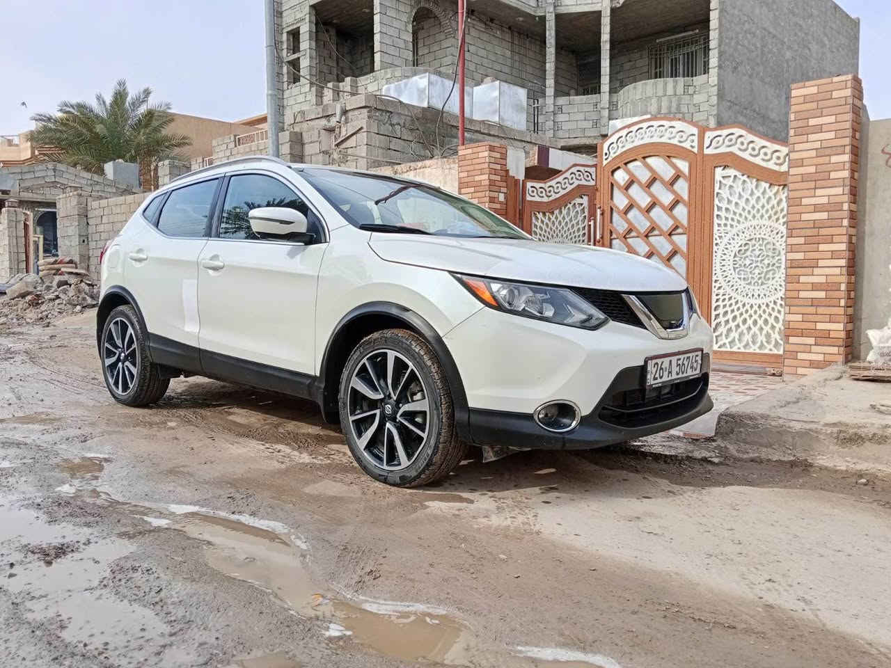 السلام عليكم 
متاح نيسان روج سبورت 
موديل ٢٠١٧
السياره فول الفول ١/١
ماشي ٨٥ ميل 
السيارة مكفوله عدا شبر صبغ بالباب الخلف السكن
سياره جاهزه وكامله مكمله كير محرك صدر تاير كله شرط 
السعر ١٦٠ وبيها مجال 
هاتف *********** تكريت, صلاح الدين
