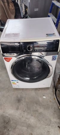 غسالة ال جي • ١٠٫٥ كيلو • ضمان ٤ أشهر