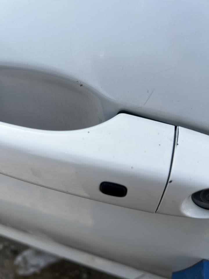 ‏السلام عليكم سي 200 تحويل ثاني يوم حرة قطعة واحدة تبديل قطعتين صبغ بدون ضرر داخلي سيارة جديدة كلش حلوة محركة 2400 المكان الناصرية فول مواصفات للأخير السعر خاص مكلف بالنشر 2015


**إذا كنت صاحب هذا الإعلان وتريد حذفه لأي سبب، رجاءا أرسل رسالة إلى الدعم الفني**