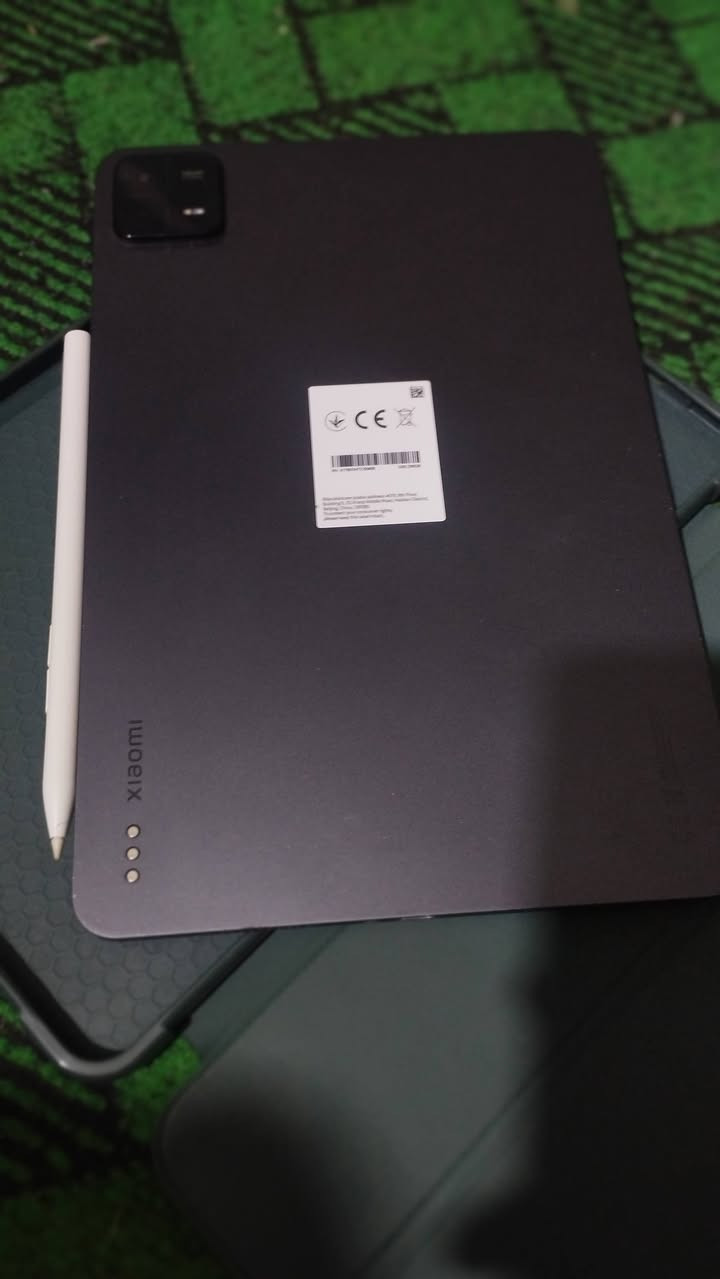 جهاز شاومي باد 6 (Xiaomi Pad 6) بحالة ممتازة جدًا، استخدام 6 اشهر نظيف وخفيف، بدون أي أعطال أو خدوش..
يأتي مع القلم الأصلي (Xiaomi Smart Pen) علما سعر القلم الاصلي 100 الف 
 شاشة كبيرة وواضحة مناسبة للدراسة والقراءة والرسم
 أداء سريع جدًا ومعالج قوي
 بطارية ممتازة تدوم لفترة طويلة
 مناسب للطلاب، القراءة، التصفح، والرسم
الجهاز بحالة شبه جديدة.
السعر :375 
 العنوان: البصرة — قضاء المدينة


**إذا كنت صاحب هذا الإعلان وتريد حذفه لأي سبب، رجاءا أرسل رسالة إلى الدعم الفني**