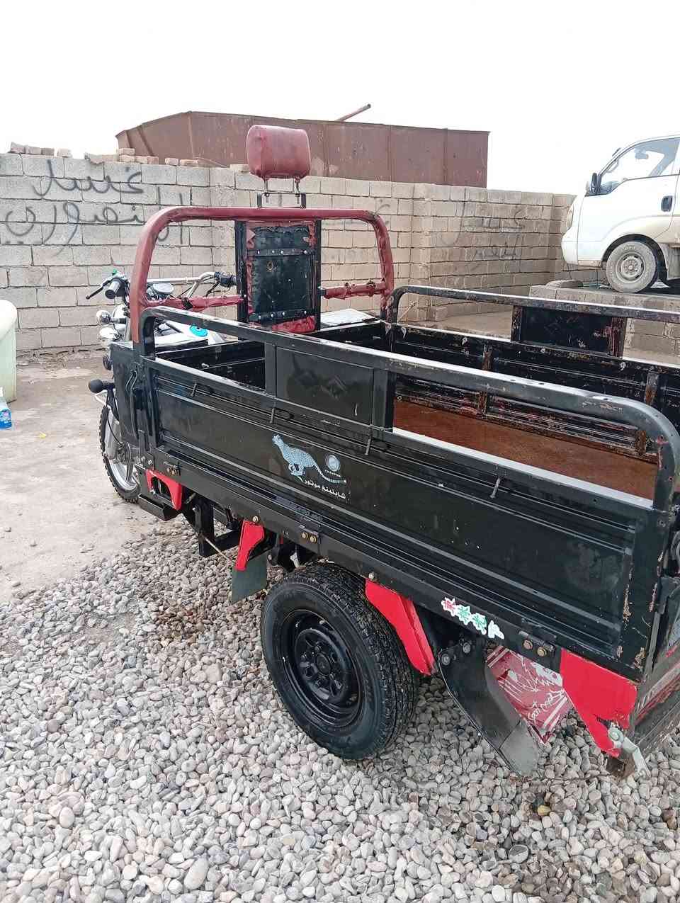 السلام عليكم ستوته للبيع موديل الشاصي 20 والماكينه 23 سعر 1,400 وبيها مجال مكاني ديالى منصوريه ***********
