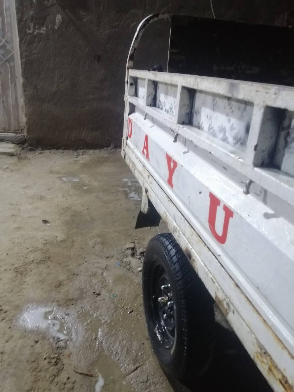 السلام عليكم ستوته للبيع مكينة مفتوحه مرا وحده ستوته نضيفه كلوبات اشاير بك لايتات كله جديد ودبلات جدد ورك نضيف مديل 14  اوراقه كامله مكاني سوق الشيوخ سعر 1150 وبيه مجال قليل بيع مستعجل *********** واتساب
