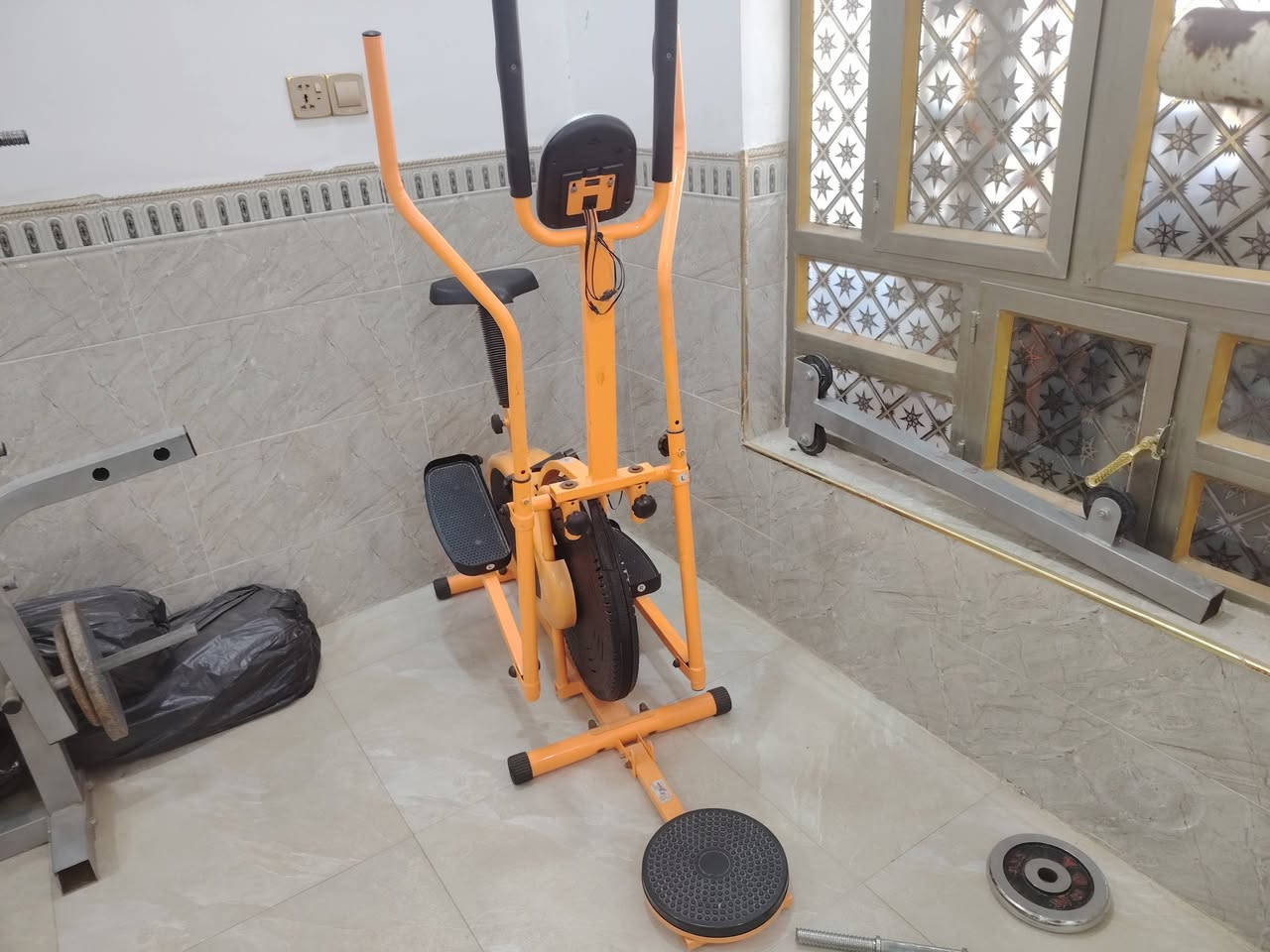 سلام عليكم اجهزه رياضيه للبيع استخدام قليل الشراي يتصل عله الرقم *********** مكاني رمادي تأميم
