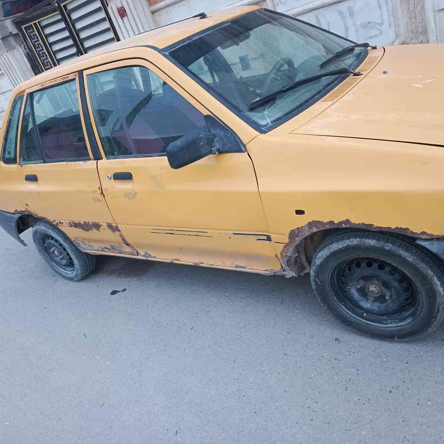 2012
سعر خاص 
***********واتساب 
مكان البصرة زبير
