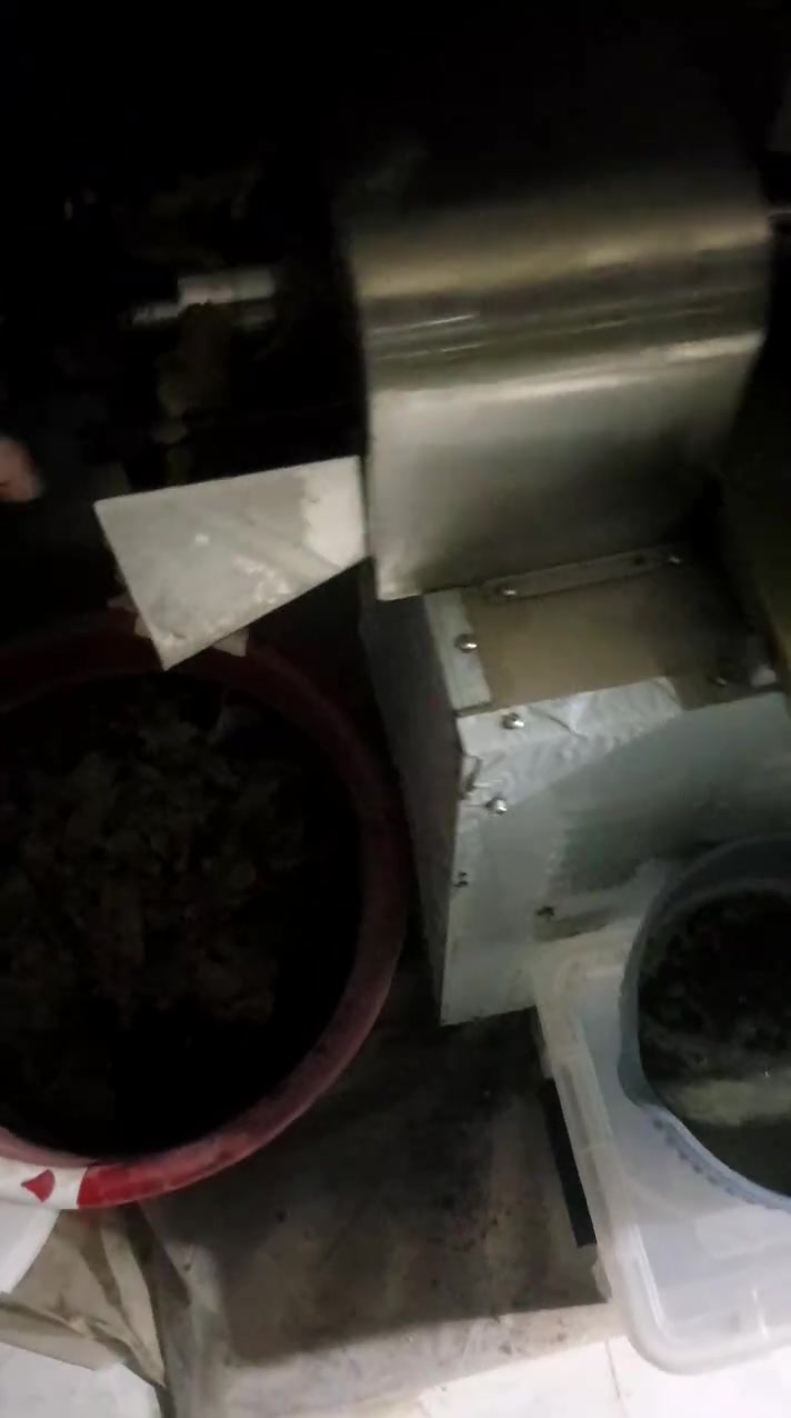 معصرة زيوت ماركة الشويلي للبيع تعصر ٥٠ كيلو بلساعه


**إذا كنت صاحب هذا الإعلان وتريد حذفه لأي سبب، رجاءا أرسل رسالة إلى الدعم الفني**
