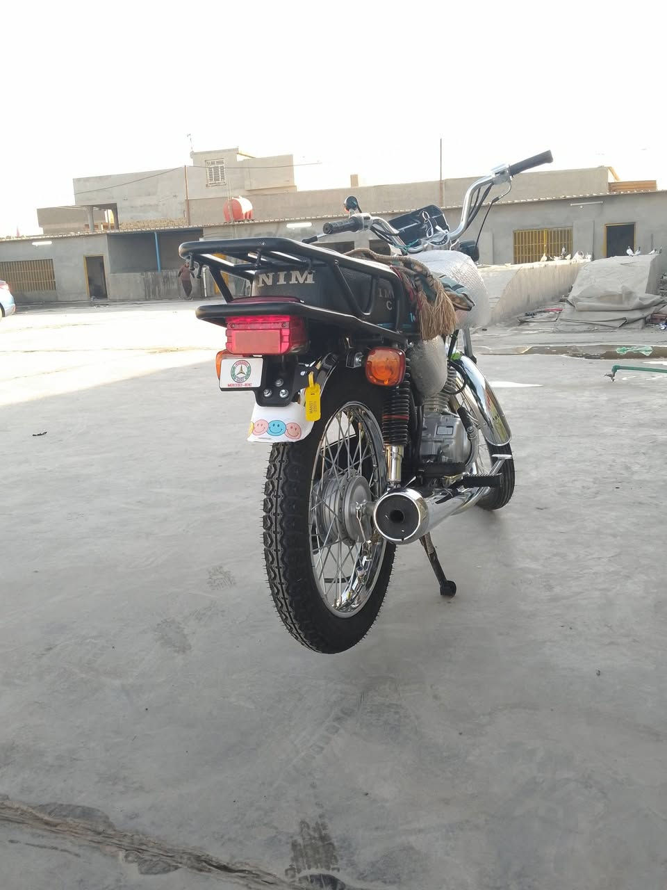 سلام عليكم شباب دراجه تعمير موديل 2018 اوراق اصولي تعمير 25 جديده الدراجه خير من الله اتصال وبيك خير وتدلل حبيبي (***********)(***********) خاص ما متواجد اتصل
