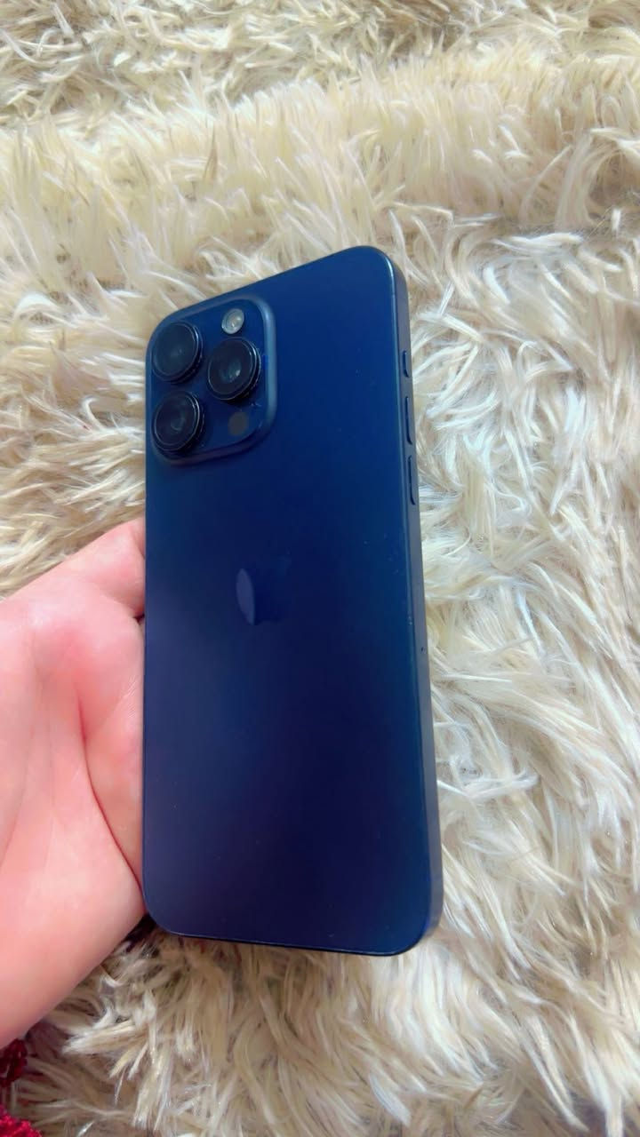 ايفون ١٥ برو ماكس ماستر بطاريه ٩٢ ذاكره ٢٥٦ جهاز شخط مابي مامبدل بي شي سعره مليون ٢٥ مكاني بغداد الكراده رقمي ***********
