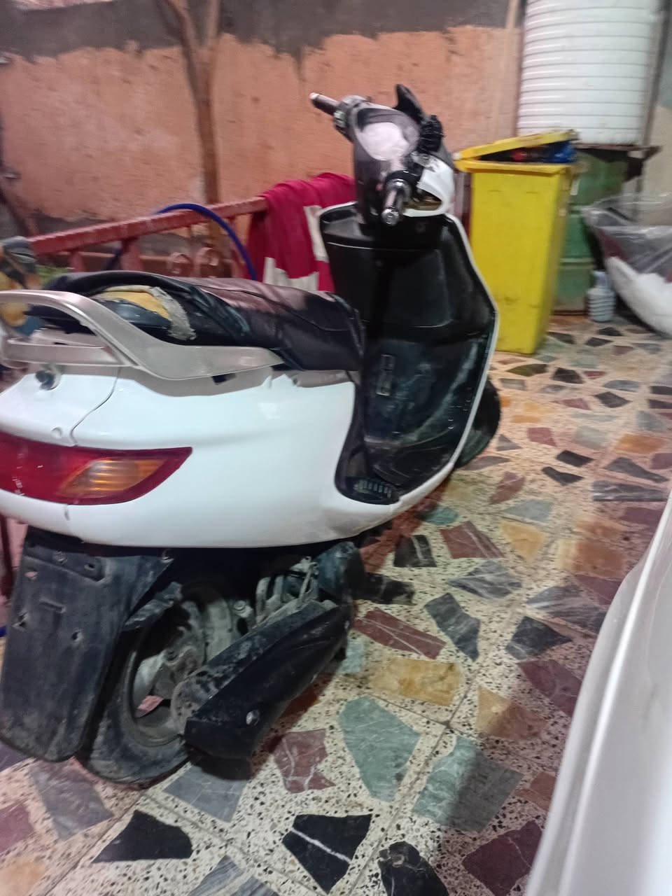 السلام عليكم دراجه للبيع فراشه دراجه نظافته تسولف مكينه ألكهربء مال دراجه كله شغاله سلف وهندر نكره  ول شراي يجي خاص


**إذا كنت صاحب هذا الإعلان وتريد حذفه لأي سبب، رجاءا أرسل رسالة إلى الدعم الفني**