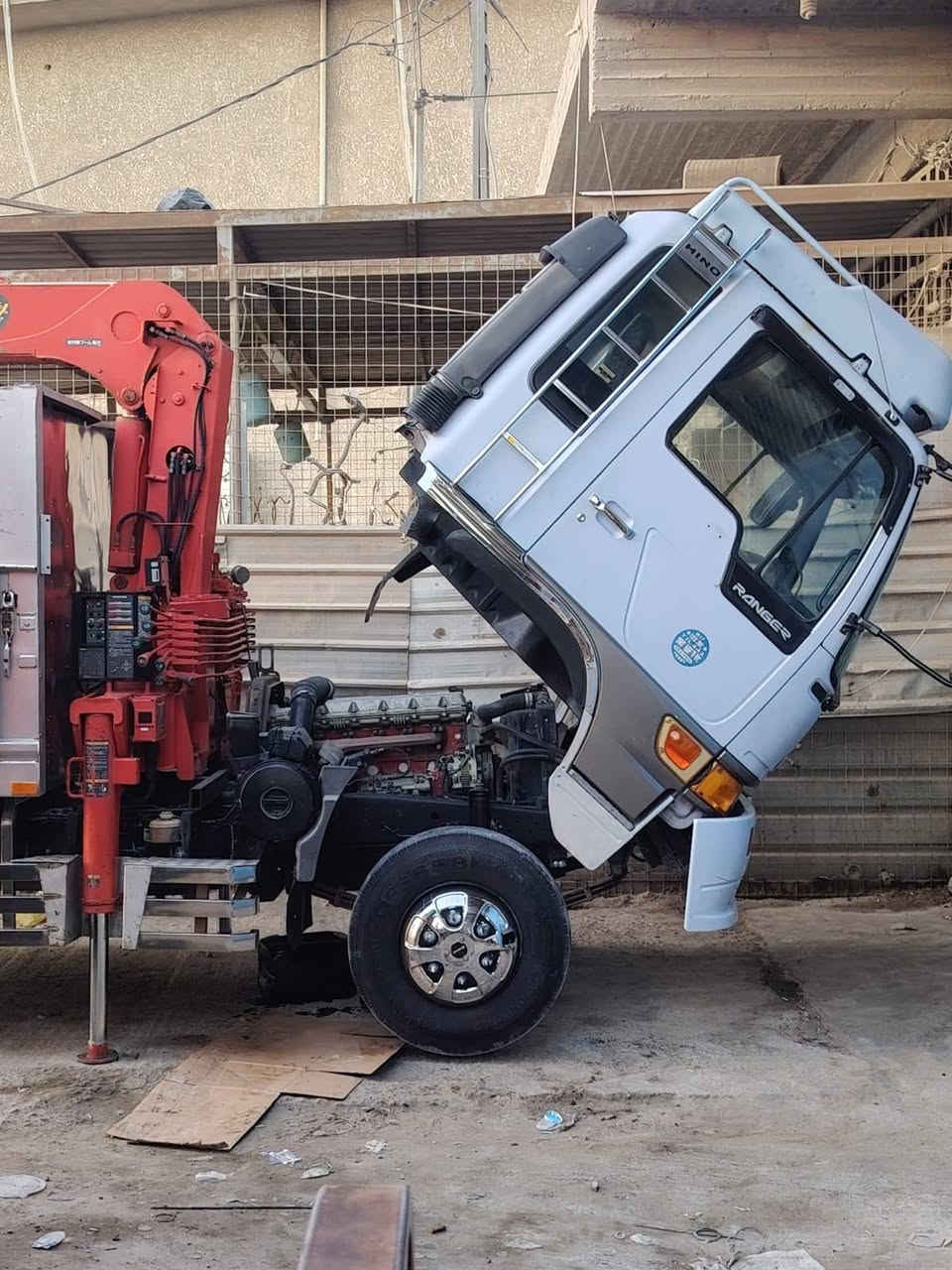 سلام عليكم كرين انكر. سياره جديده كرين شاصي كير اكسن كله جديد مكفوله كرين يونك نص مخالف 3 سلايت رقم بصره بسمي مكانه حله *********** مكينه 80 مفتوح مديل 96
