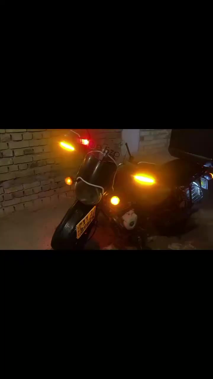 بوكسر للبيع 
موديل 23 مرقم سنويه بأسمي 
مجفتة مره وحده فقط وخير من الله ماموكفتني 
ناقصها ترتيبات بسيطة سعرها 1900 مليون وتسعميه وبيها مجال 
مكاني بغداد حي جهاد
*********** واتساب
