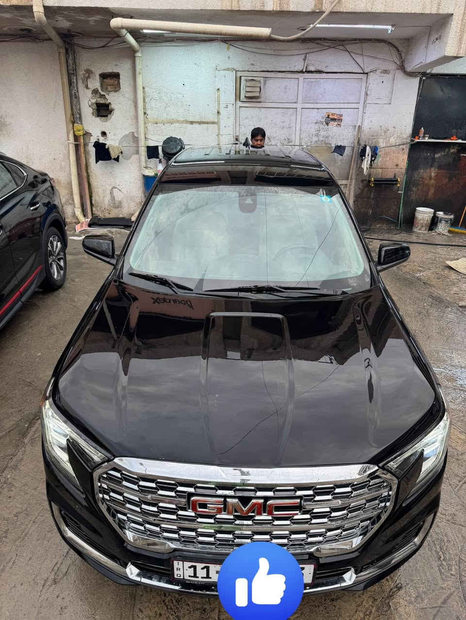 سلام عليكم 
جمسي تيران 2022 4 سلندر  1500 توربو رقم بغداد 
ماشية 94 سياره جديدة 
حادثها جاملغ عكس السايق وبنيد
بدون دواخل ايرباك دركه سايق راجع بلادي
مكان سياره بغداد
السعر 166 
***********
