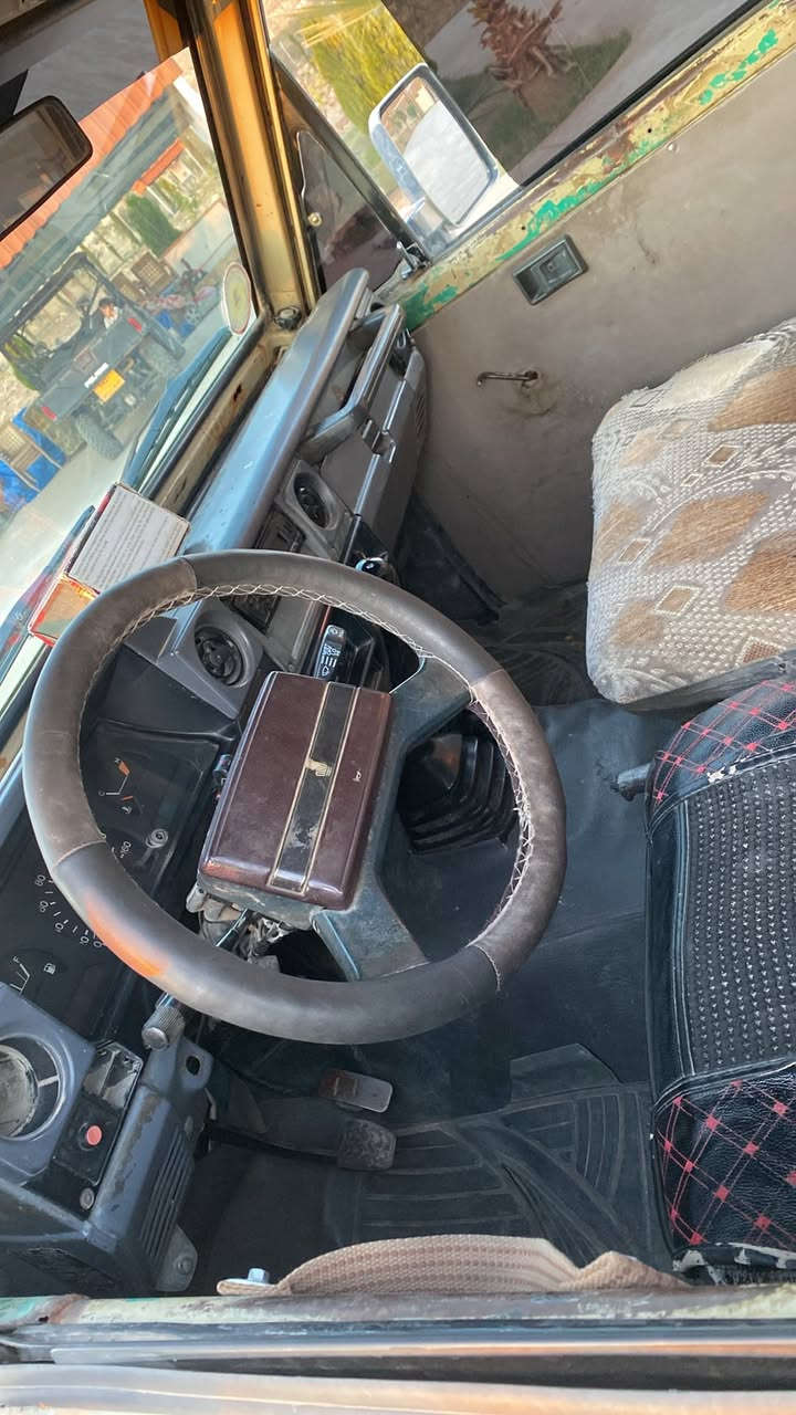 ً)
🚙 النوع: شاص غمارة

⚙️ القير: (عادي

⛽ الوقود: ١٩٩٩ . بنزين

📍 الموقع: ( قسروك . شيخان قريب من موصل 

دبل اكسل 

    استخدام شخصي 

    السيارة بحالة طيبة 

بدون رقم     مكفولة من السرقة ✔

    مكينة قوية �

سعر ٤٥ ورقه

رقم تليفون ***********
