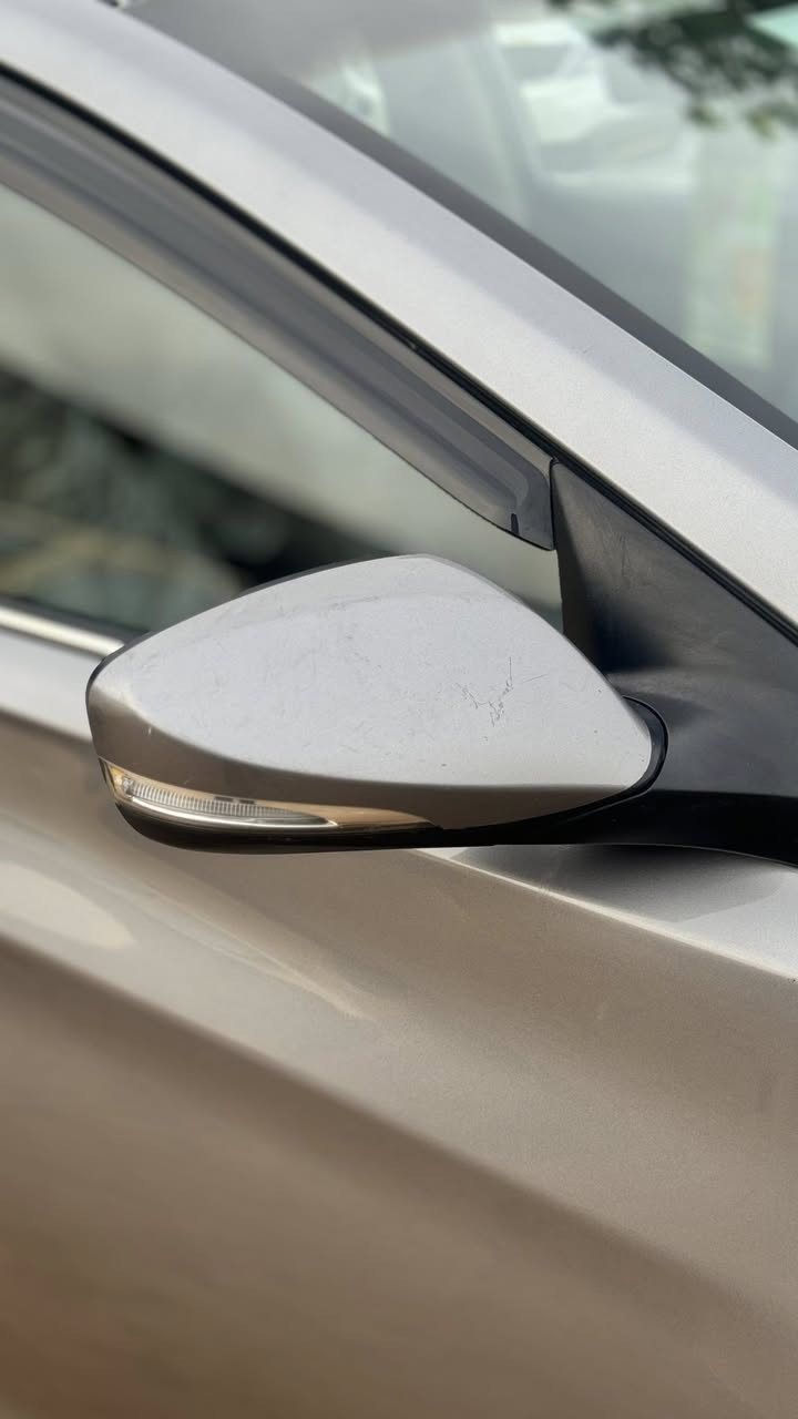 السلام عليكم
الانتره 2015 خليجي 
للبيع او المراوس حسب القناعه
محرك 1800 
رقم مثنى الدولي
السياره فول مواصفات
فتحة سقف
اشاره بالمري 
مري قلاب
لد 
وشاشه 
وبعد بيها مواصفات
بيها رش باب السايق فقط
مكفوله من الفتح والتبديل فقط رشه اباب السايق
السعر 120 وبيها مجال قليل
للاستفسار
***********
