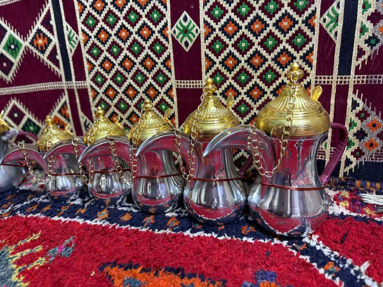 #سعر الدله 10 الف جمله مفرد يوجد كميات كبيرة
فافون مالت نار سماكه عالية جدا للطبخ والاستخدام 
يوجد توصيل لكافة العراق ***********
*********** وليد الشبلي
