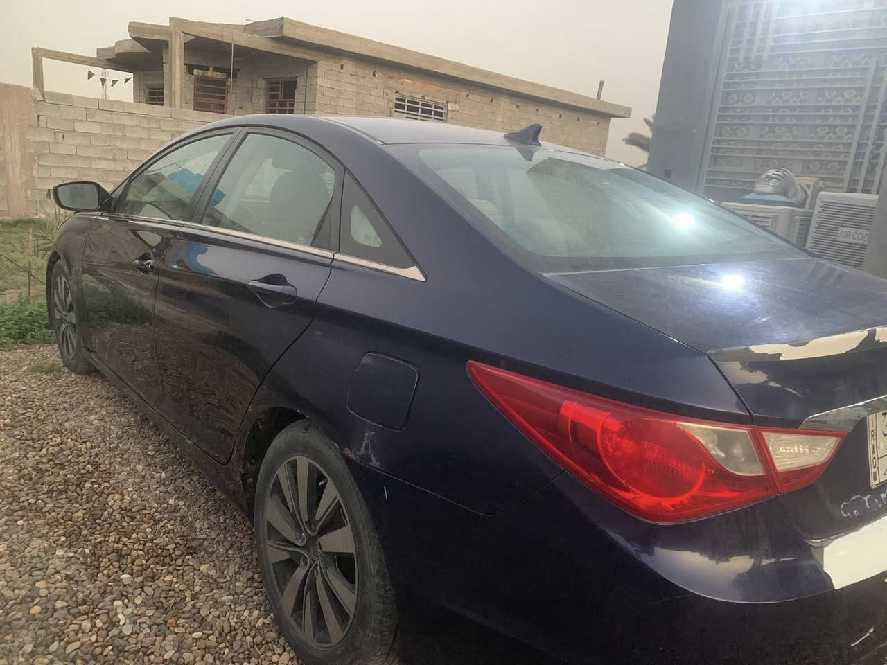 سوناتا موديل 2011 امريكي
قطعتين صبغ جاملغ عكس السائق وبنيد 
دواخل مكفولة من شاصي ولغد 
مكينة وكير وحدادية وتبريد عالفحص 
تحتاج شوي ترتيب بالدعامية الامامية والبنيد 
رقم بغداد وسنويتها لل 27 
راعيها ما نندلة 
السعر 68 ورقة وبيها مجال 
مكاني بغداد 
***********
