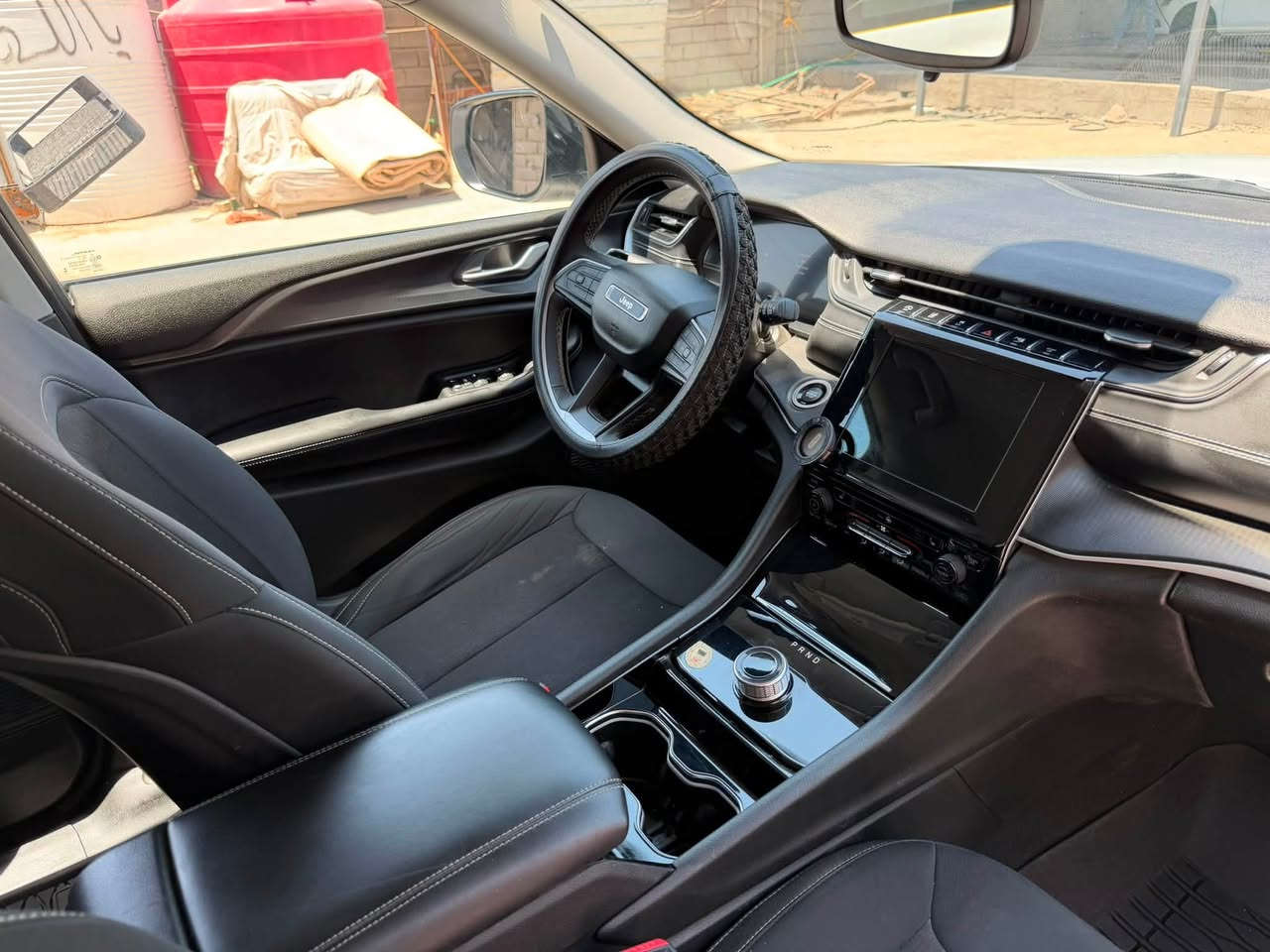 جيب لاريدو 2023 خمسه راكب قطعتين فقط والاريباكات كلها سليمة/ ماشيه 41 الف ميل
المكان البصرة والسياره كلها مكفوله من كير ومحرك وتبريد 
السعر 270 ورقة 
***********
