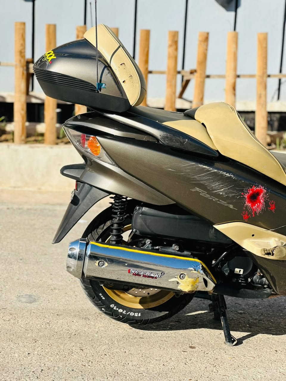 للبيع FORZA 010 MF
لون مميز جداً 

مكفوله من كلشي 

ملاحضه اكو شخط بصفحه اليسره بل كفر الخلفي واضح جداً بل صور 

السعر خاص 

العنوان ديالى بعقوبه التحرير 

***********
