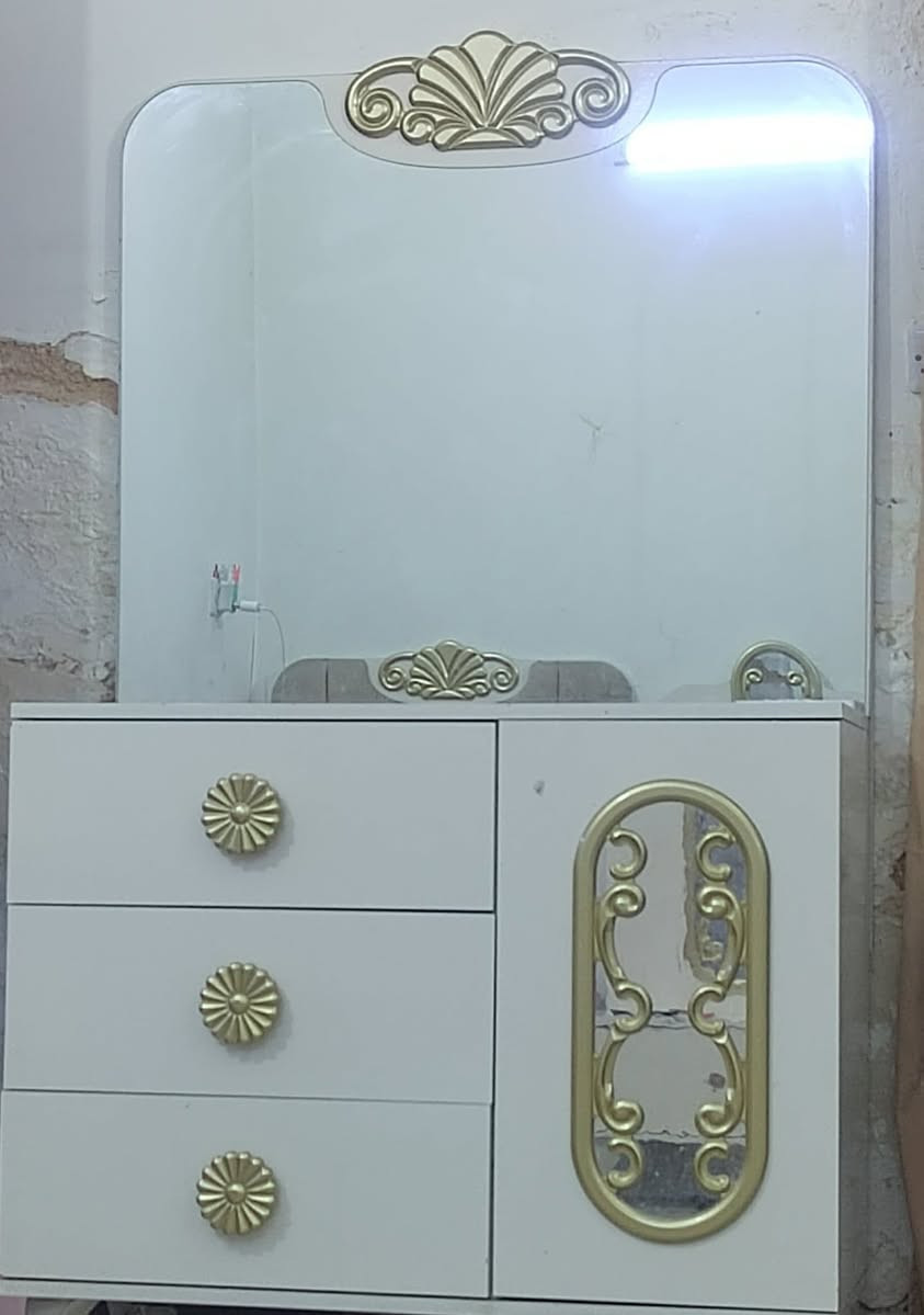 غرفة تركيه نفرين للبيع نظيفة
العنوان- بغداد الشالجيه


**إذا كنت صاحب هذا الإعلان وتريد حذفه لأي سبب، رجاءا أرسل رسالة إلى الدعم الفني**