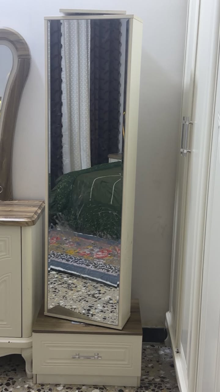 غرفه نوم نضيف موديل كلاسيكي سعرها مليون و800قفل


**إذا كنت صاحب هذا الإعلان وتريد حذفه لأي سبب، رجاءا أرسل رسالة إلى الدعم الفني**