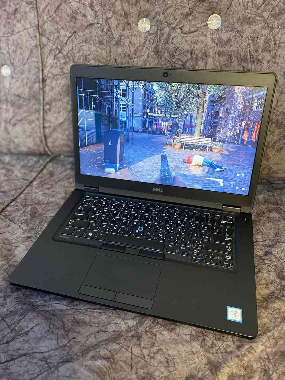 من رخصة الادمن السلام عليكم لابتوب ديل حديث استخدام شخصي اخو الجديد مستخدم شهر ونص للبيع بسعر مناسب 240 ألف أقوى لابتوب ممكن تحصله بهالسعر يشغل كل شي اللابتوب مكفول عالفحص من كل النواحي تفحصه يلا تدفع حقه
مشغل عليه كل أنواع الألعاب مثل GTA 5 وببجي وكول اوف ديوتي وباتلفيلد وبيس وغيرهن من الألعاب القوية

ومشغل عليه كل أنواع برامج الهندسة مثل الاوتوكاد والماتلاب والآردوينو وبرامج التصميم مثل الفوتوشوب والاليستريتور وبرامج المونتاج مثل البريمر برو والسوني فيغاس وبرامج الطباعة مثل الادوبي ريدر والاوفيس والوورد والاكسل والبور بوينت وكل تطبيقات مواقع التواصل الإجتماعي وغيرهن من البرامج القوية

مواصفات اللابتوب:

النظام ويندوز 10 برو 64 بت (مفعل مدى الحياة) بأحدث التعريفات والبرامج

المعالج قوي جداً الجيل السابع CORE i5 بسرعة عالية 2.70 GHz

الهارد 256GB SSD اسرع واحدث نوع M.2

الرام 8GB سريع جداً نوع DDR4

كارت شاشة انتل 4GB نوع عالي الاداء

حجم الشاشة 14.1" إنش فول HD دقة عالية جداً

الشاشة قابلة للفتح 180° درجة

يحتوي على بلوتوث + وايفاي

يحتوي على كاميرا امامية

يستقبل سيم كارت ورام

كيبورد ضوئي

بطارية ممتازة تشغيل مستمر 3 ساعات تقريبا

بي كل أنواع المنافذ.. 3 منافذ USB ومنفذ تايب سي ومنفذ LAN ومنفذ HDMI ومنفذ هيدفون

ملحقات اللابتوب شاحنته الأصلية 65W واط والجنطة

.............  مكاني بغداد زيونه دريم ستي سعر 240 وبي مجال رقمي ***********

