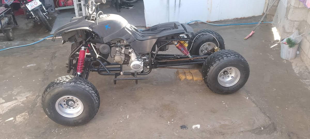 للبيع في بابل دراجه رباعيه في بابل وتساب  ***********  نكره المحرك حجم المحرك 110
اربعه كير 3 نمر والرابع بك سرعته 100 مكينه ناعمه
