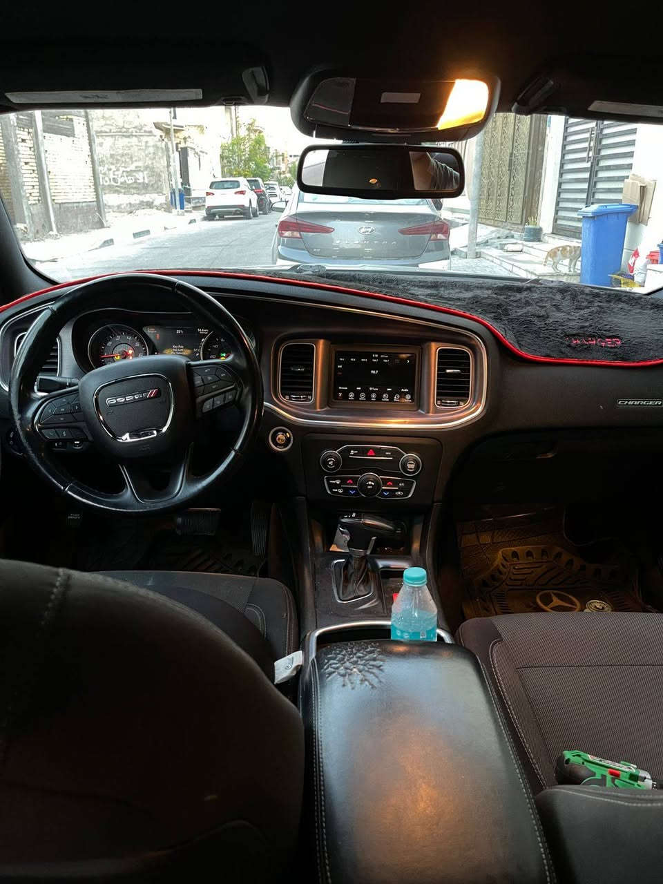 السلام عليكم جارجر 2015 مكينه 6 ادوات ادوات ادوات كفاله قصه وانتربول وعشائر سياره جديده مشموله بالترقيم عنوان البصره السعر 115 وبيها مجال***********
