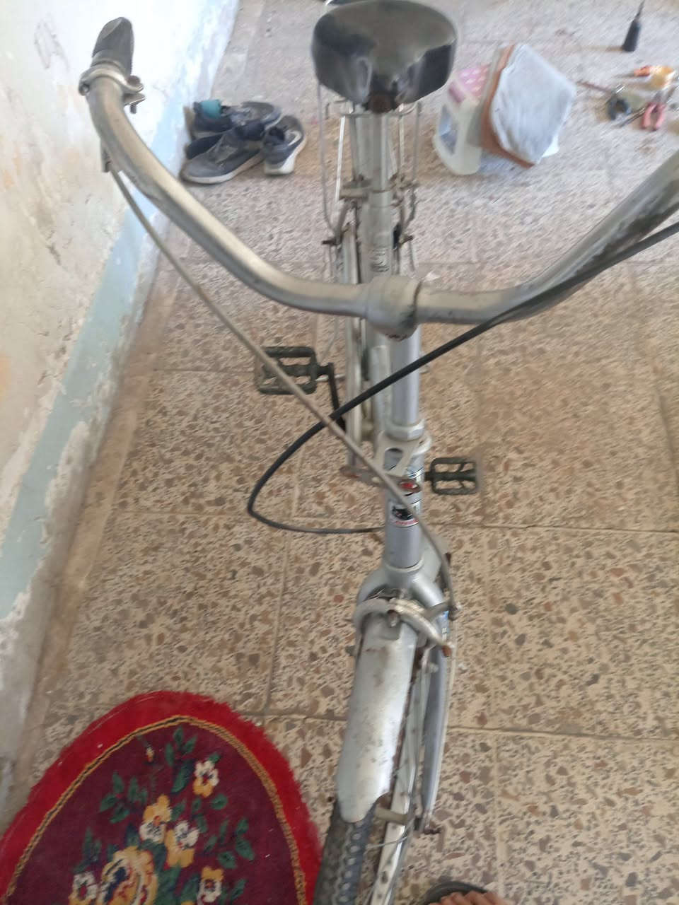 السلام عليكم. 
بايسكل حجم 26 
نظيف سعره 50 قفل
مكاني بالدورة


**إذا كنت صاحب هذا الإعلان وتريد حذفه لأي سبب، رجاءا أرسل رسالة إلى الدعم الفني**